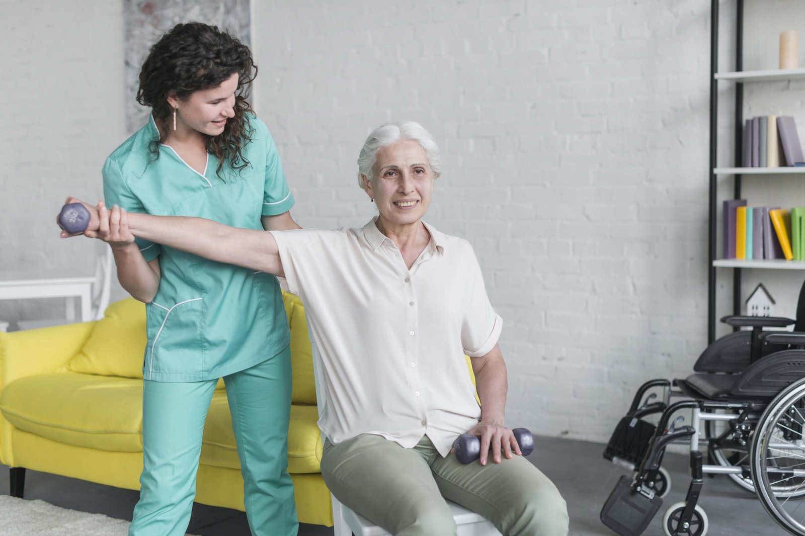 Olvida Los Dolores Diarios: Terapia Física para Adultos Mayores
